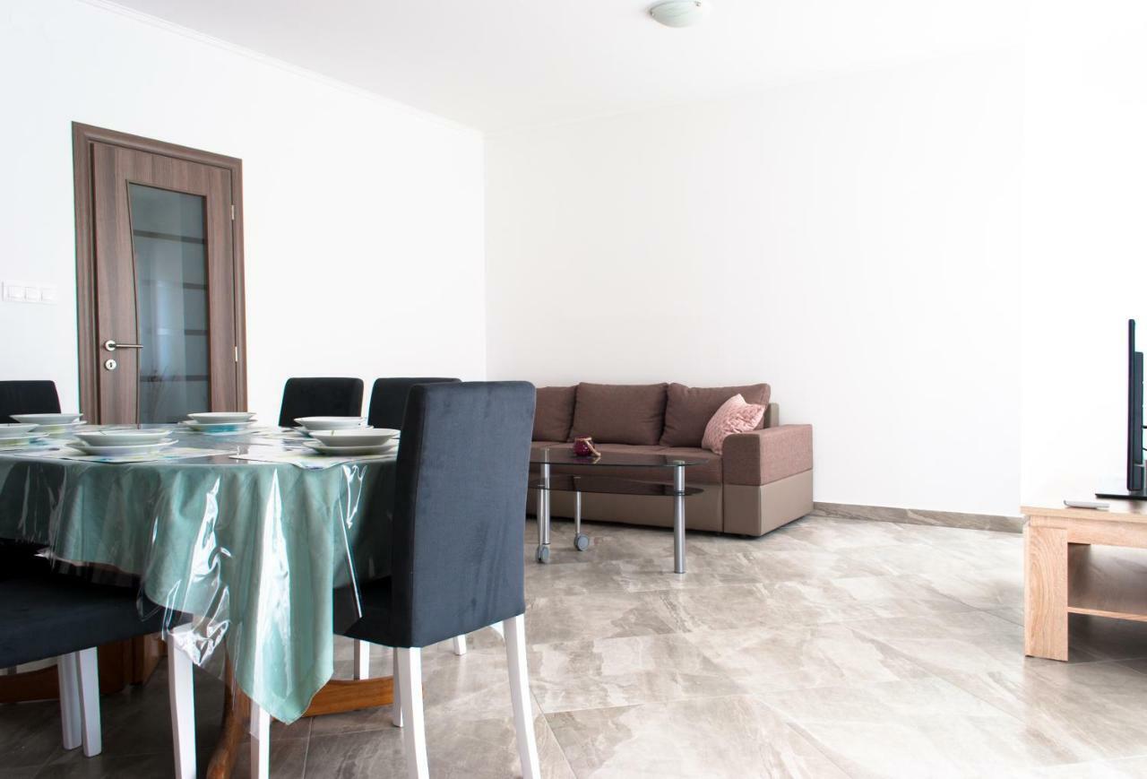 Iva Apartment *